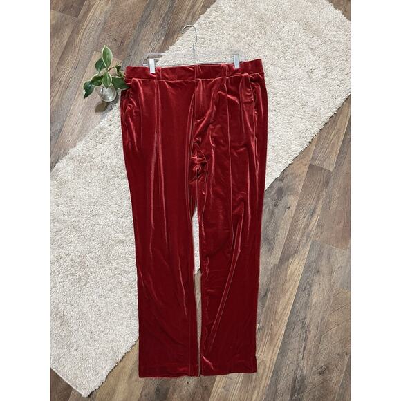 Torrid Size 18 Tall Red Velvet High-Rise Relaxed Tapered Straight Leg Pants - Picture 1 of 7